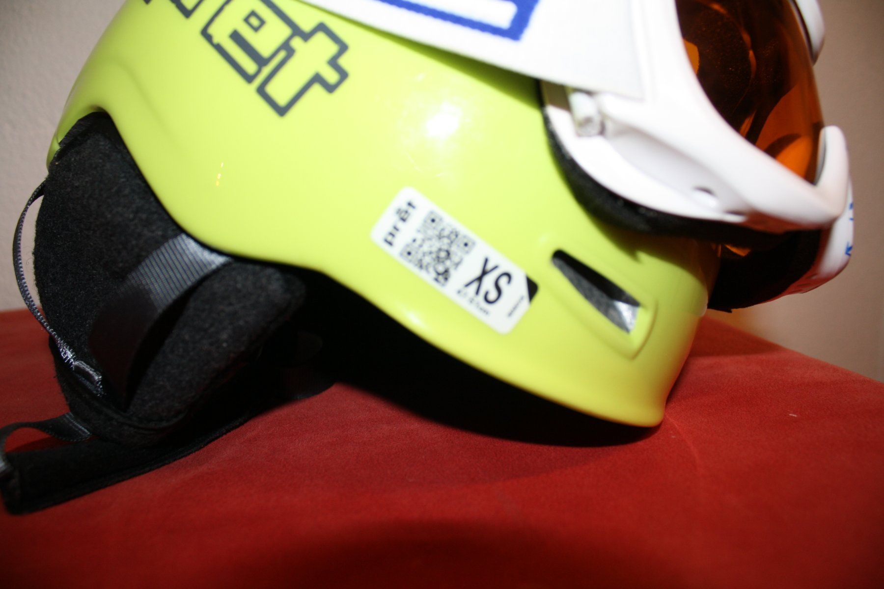 Caschi: Kinderski Helm Pret – Usato da Buchrain venduto da Donatello4 1