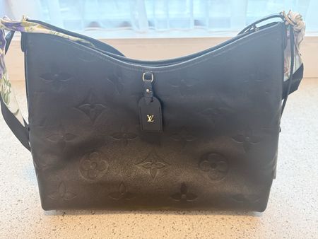 Louis Vuitton CarryAll MM