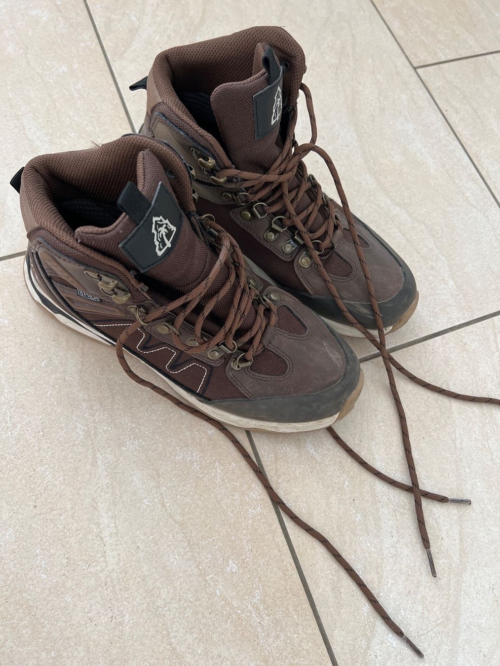 Scarpe da uomo: Wanderschuhe – Usato da Volketswil venduto da markiza01