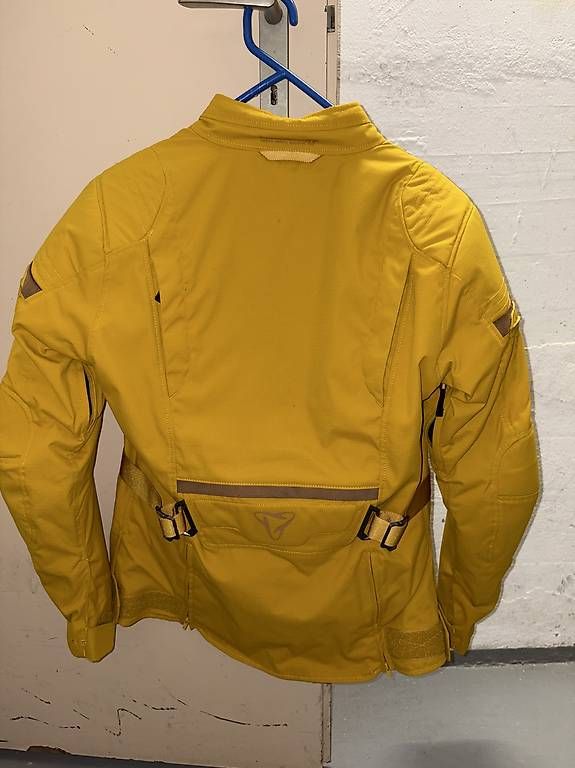 Jacken: Motorradjacke Macna Graphite Damen – Neu (gemäss Beschreibung) aus Bern von van_5dmb 1
