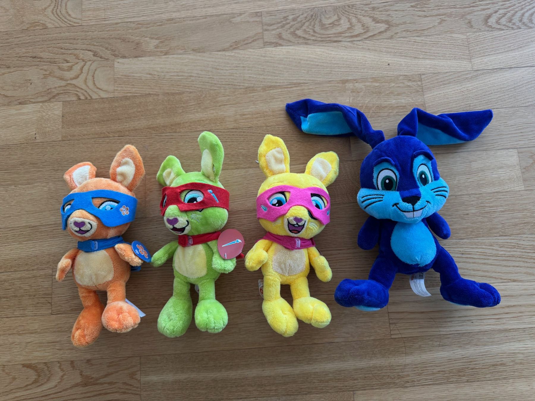 Migros Spielzeuge: Migros Plüsch Osterhasen Sammeln – Gebraucht aus Staufen von MARINTSUM