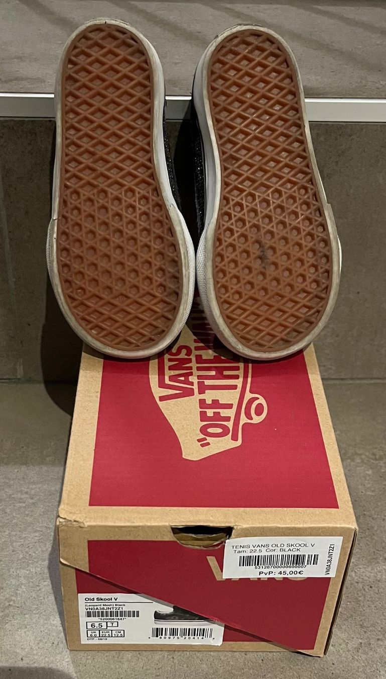 Vans Chaussures garçon: Vans Old Skool - Taille 22.5 – D'occasion à Villaz-St-Pierre par pepe86 1