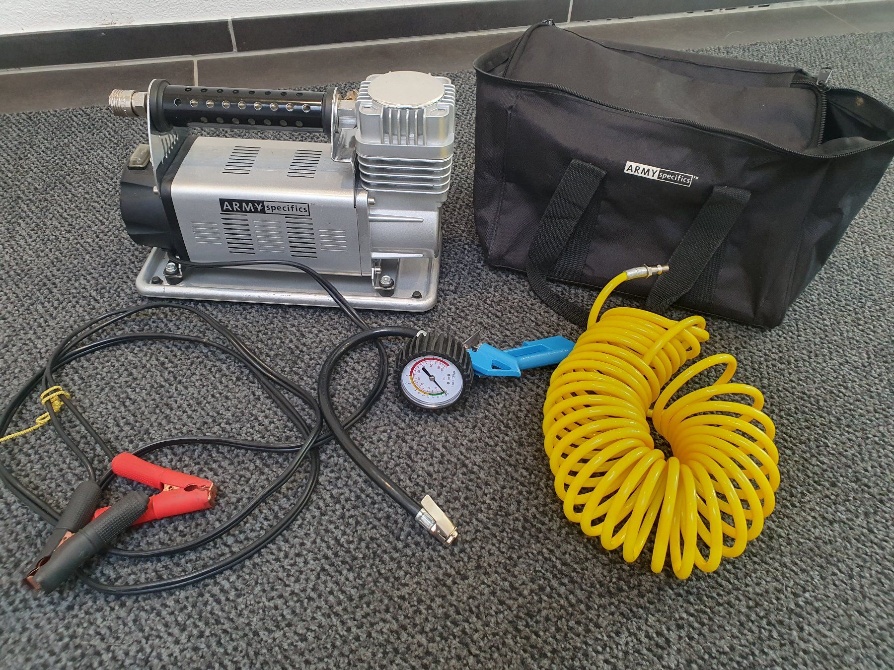 Kompressoren: Compressor 12Volt – Gebraucht aus Schönenwerd von antonli 1
