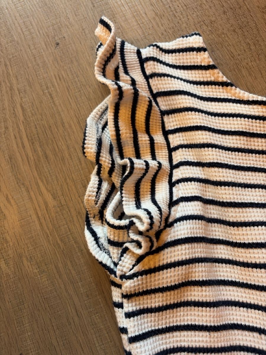 Mango Tute: Mango Jumpsuit Gr. 140, gestreift – Usato da Saanenmöser venduto da ballerinas 2