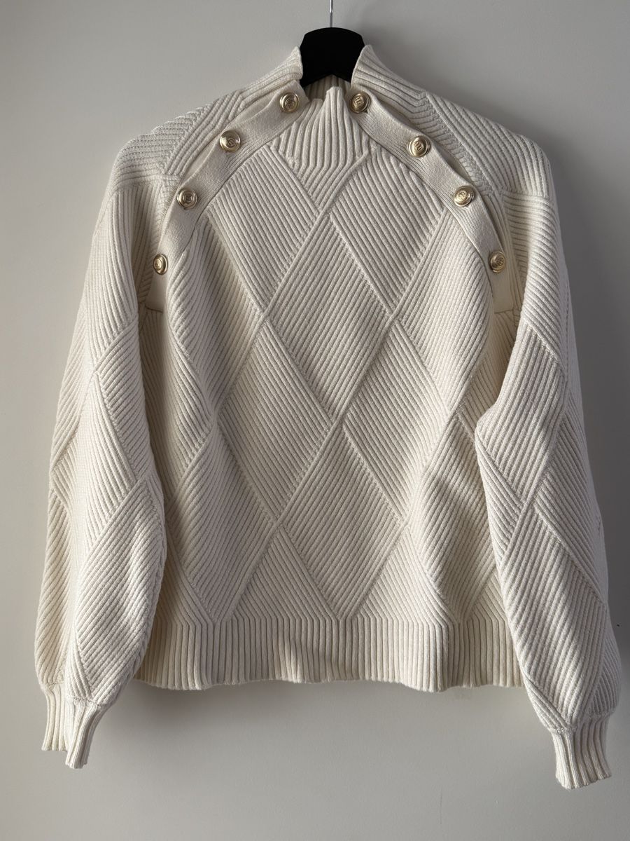 Maje Maglioni & Felpe: Edler Strickpullover mit goldenen Knöpfen, Grösse S – Nuovo (secondo la descrizione) da Bern venduto da Janne.KN