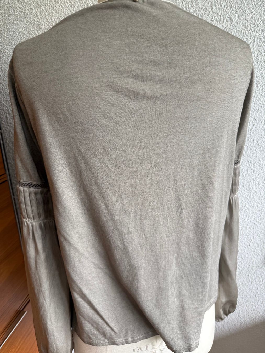 Nile Camicette: Neu Nile Bluse Gr. S Seide NP179 CHF – Nuovo (secondo la descrizione) da Kirchdorf AG venduto da coco123 5