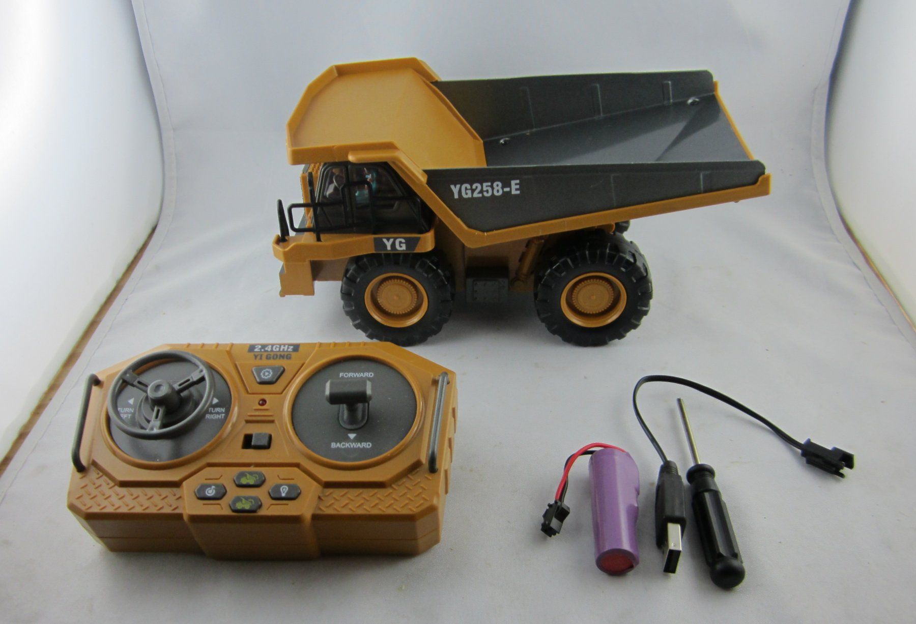 Kit di modellismo & Modellini statici: Camion benne RC – Nuovo e nell'imballaggio originale da Gland venduto da renomodel
