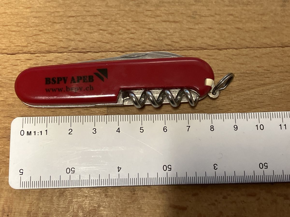 Victorinox Coltelli tascabile: Victorinox Offiziersmesser – Usato da Erlenbach im Simmental! venduto da Simmentaler-Perlen 3