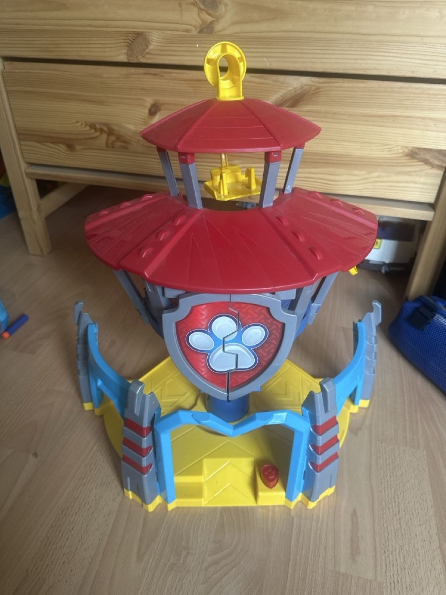 Jouets: Paw patrol tower – D'occasion à Winterthur par Mr.Caffrey