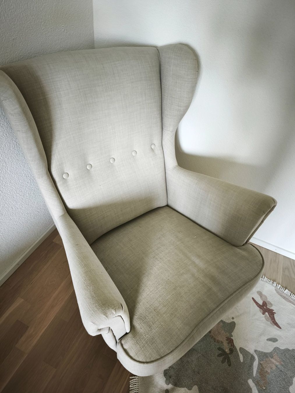 Ikea Poltrone: Fauteuil confortable gris clair IKEA – Usato da Cugy VD venduto da Luysana9 1