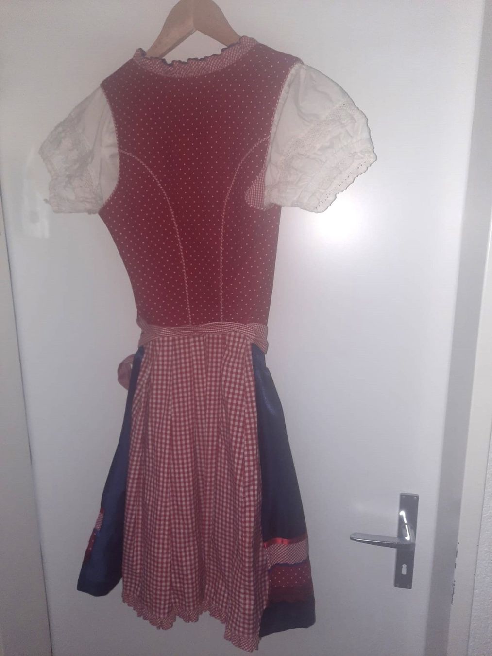 Vestiti: Dirndl Country Line Gr. 34 – Usato da Rothenburg venduto da Fbuesche1 2