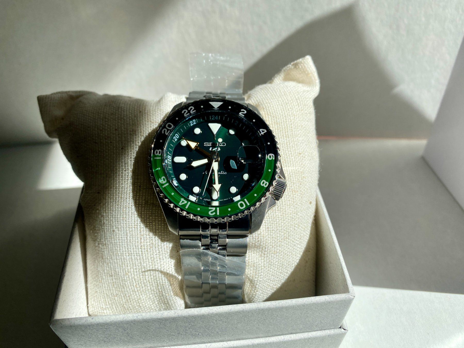 Seiko Orologi: Seiko SSK GMT Deep Green New ! – Nuovo (secondo la descrizione) da Genthod venduto da Fejmeo 8