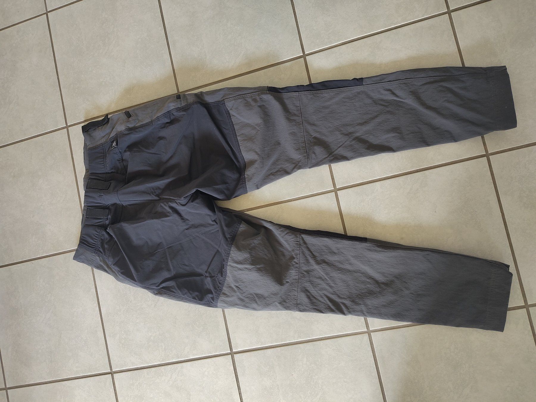 Haglöfs Pantalons: Haglöfs Trekkinghose – D'occasion à Luzern par lea_j9sg 1