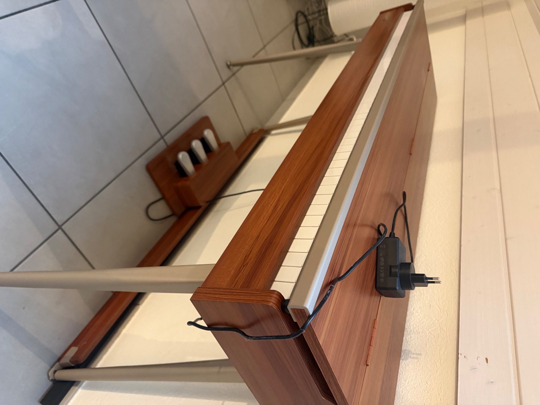 Strumenti musicali: Donner E-Piano DDP-80Plus Neu – Usato da Kaisten venduto da inf_ggf8 2
