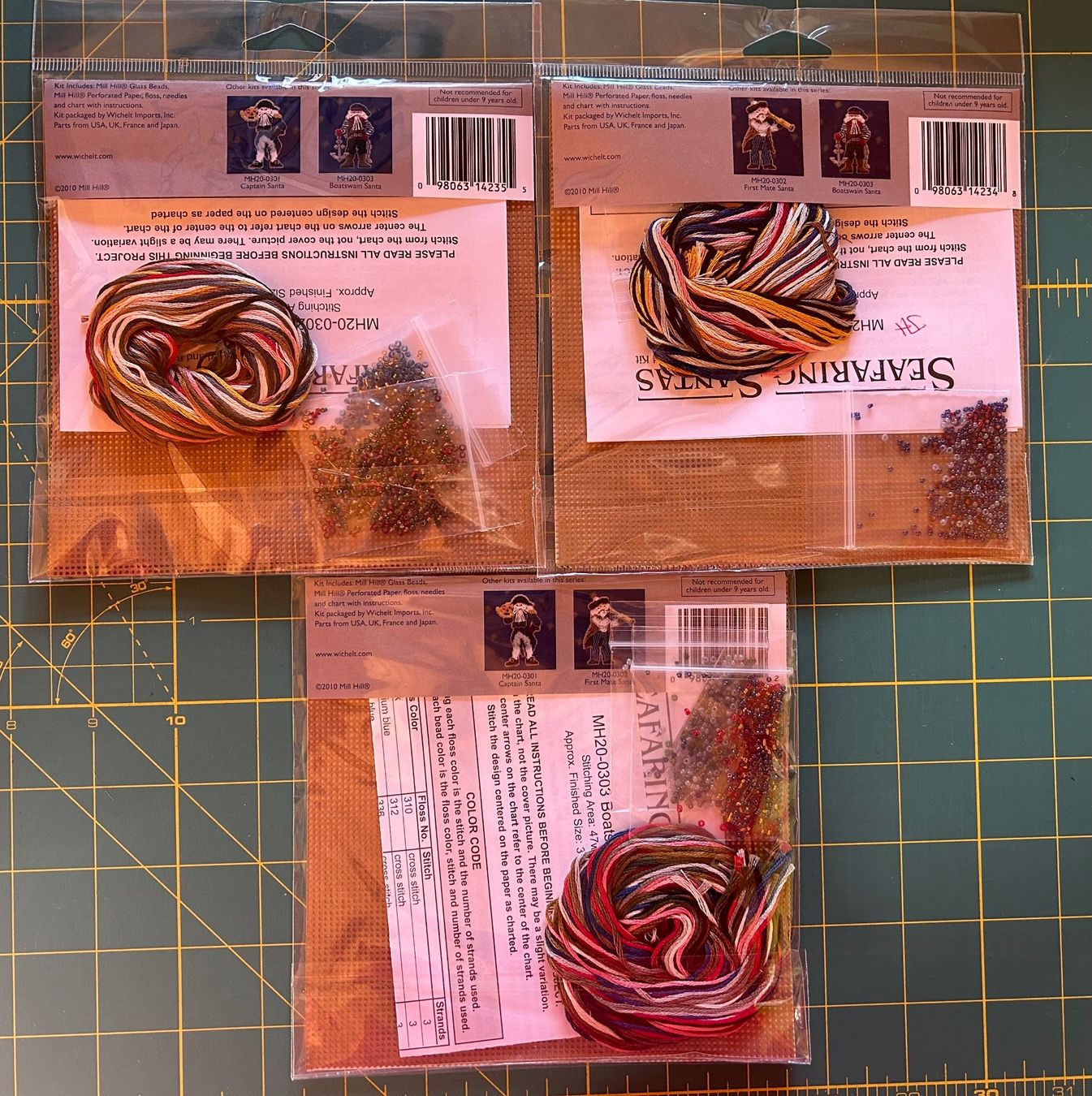 Kit bricolage: Lot complet de 3 Seafaring Santas de Mill Hill – Nuovo e nell'imballaggio originale da Bouveret venduto da sev_qj7l 5