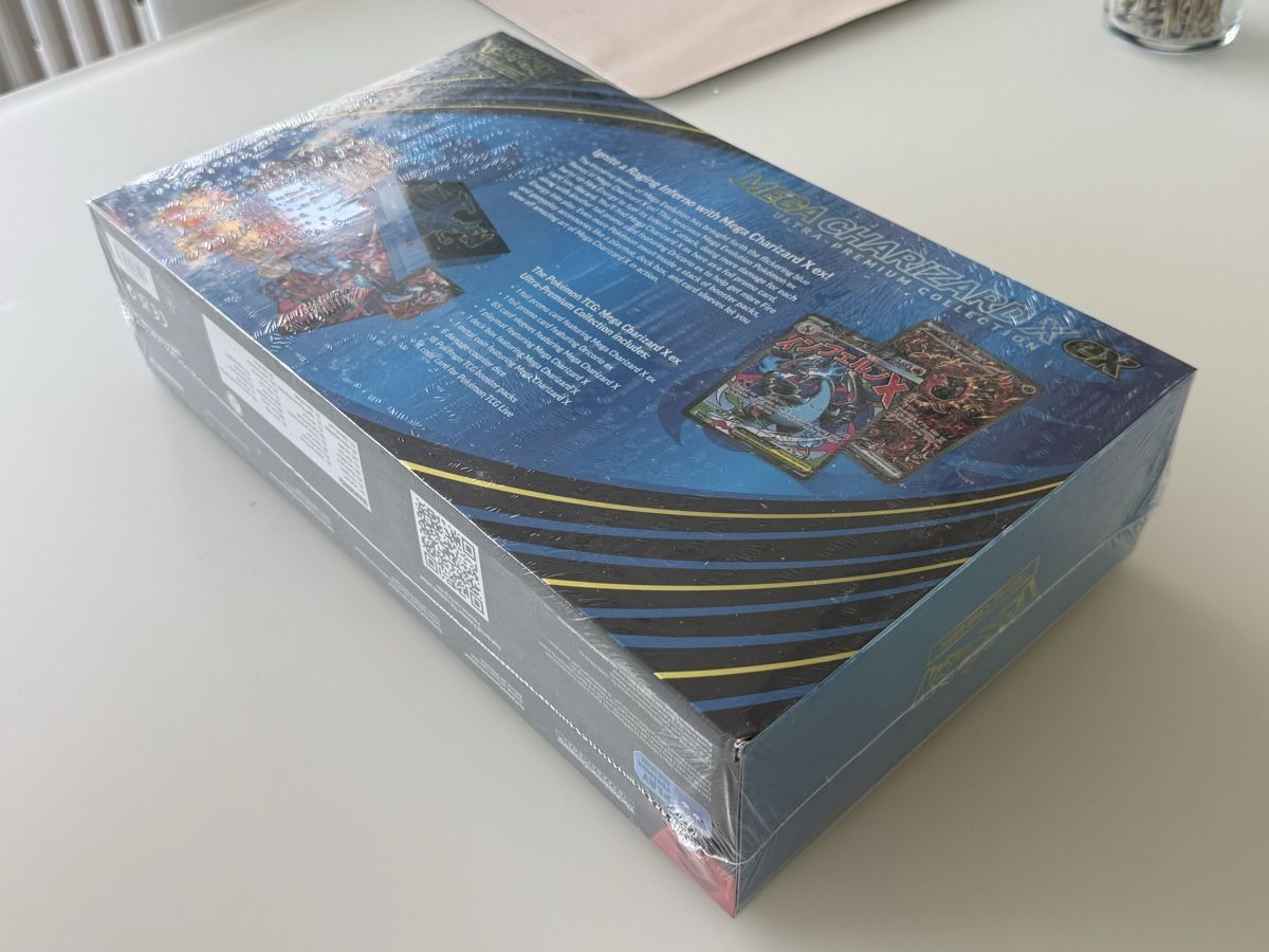 Pokémon Carte collezionabili: Sealed Pokémon Ultra Premium Charizard Collection – Nuovo e nell'imballaggio originale da Basel venduto da FrozenFire 2