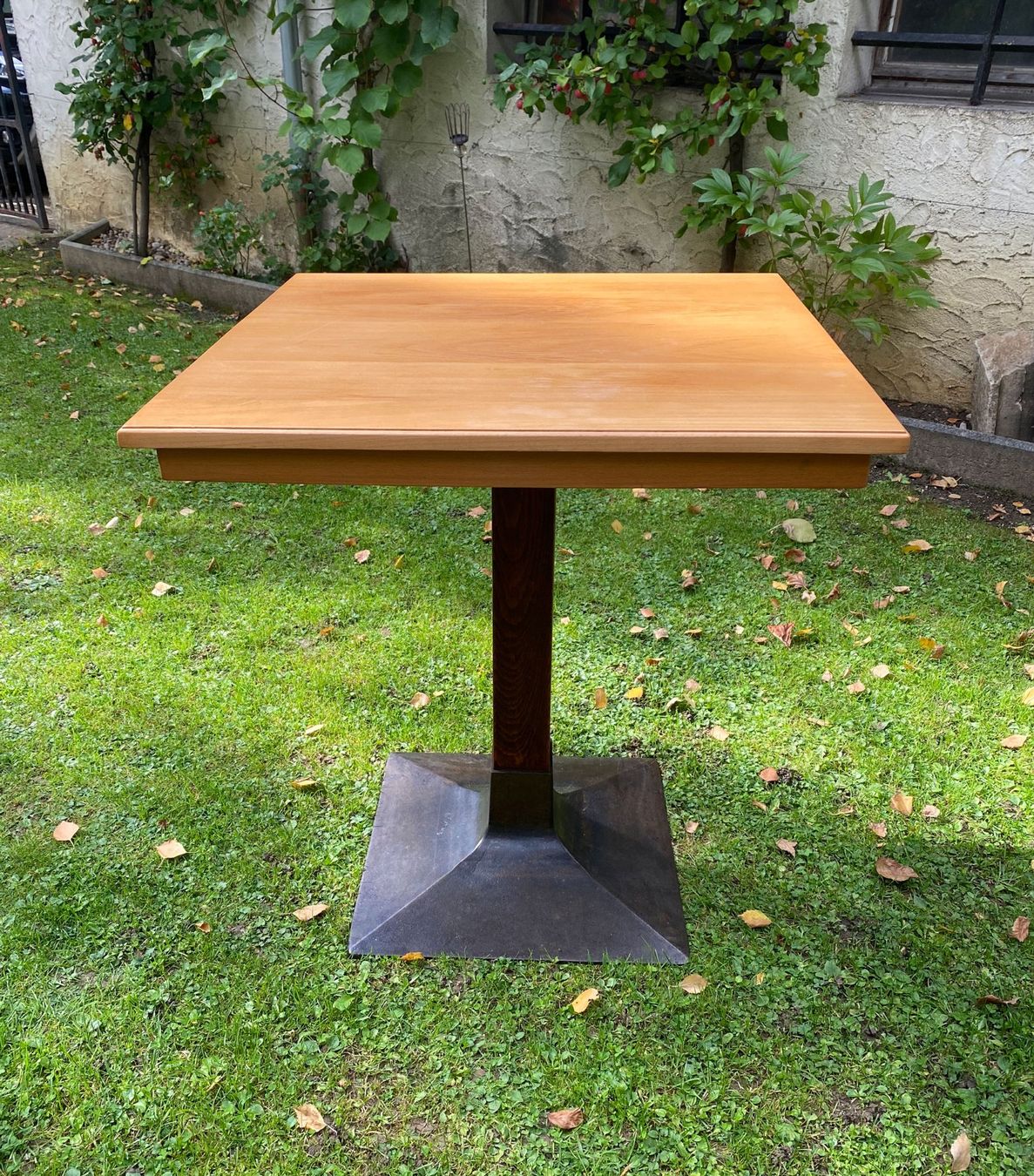 Tavoli: Table de bistro, vintage – Usato da Neuchâtel venduto da Basilegeiser 2