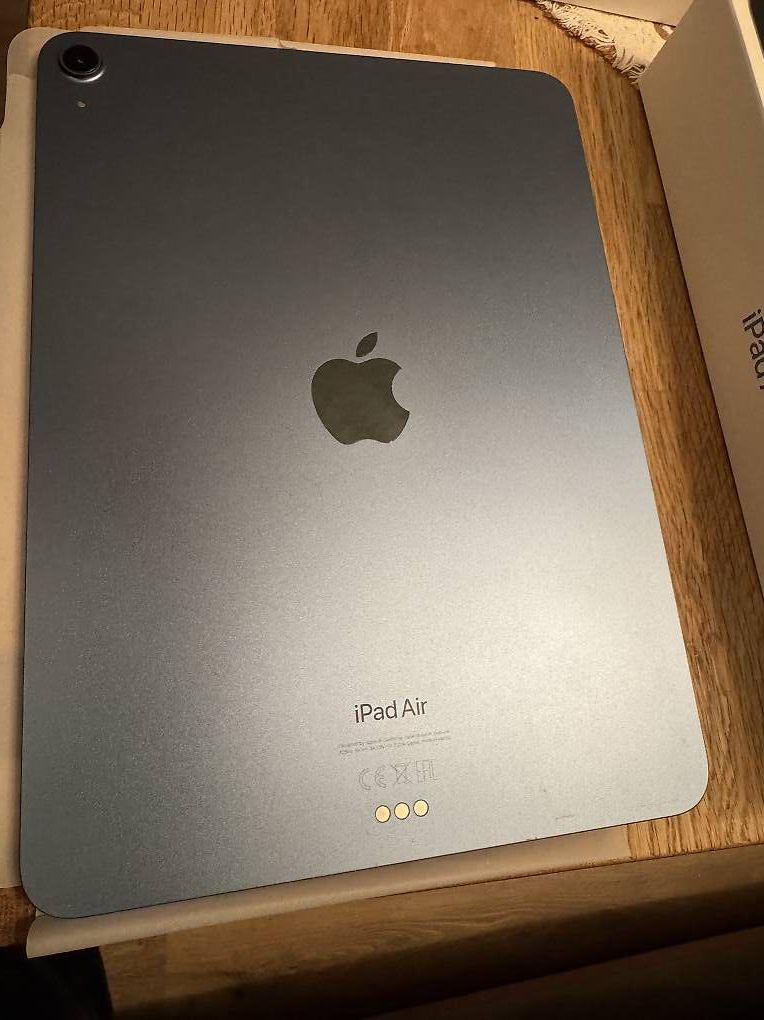 Tablet PC: iPad Air M1 Wifi 11" 64 GB – Usato da Rorbas venduto da zsoltar 3