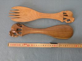 Salatbesteck aus Holz mit Elefanten-Motiv, Handarbeit Afrika