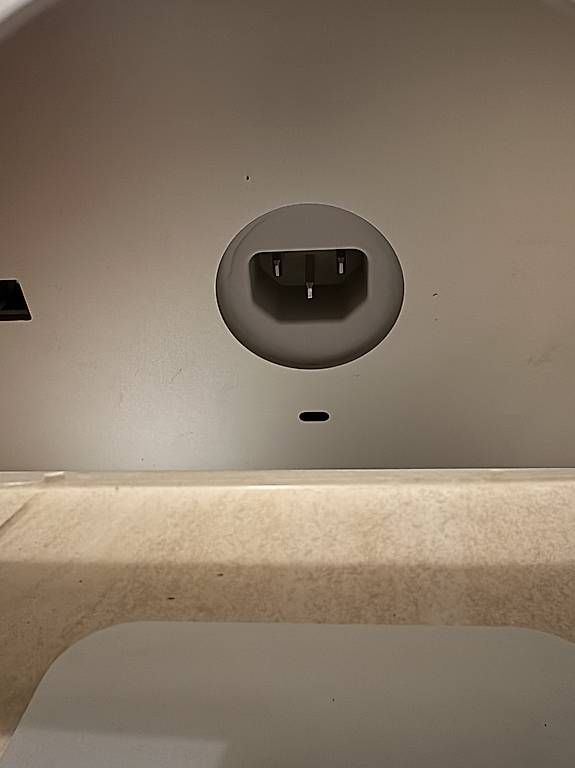 PCs: Apple iMac 21.5 Late 2015  8GB RAM  1TB – Gebraucht aus Zürich von Hanglooi 4