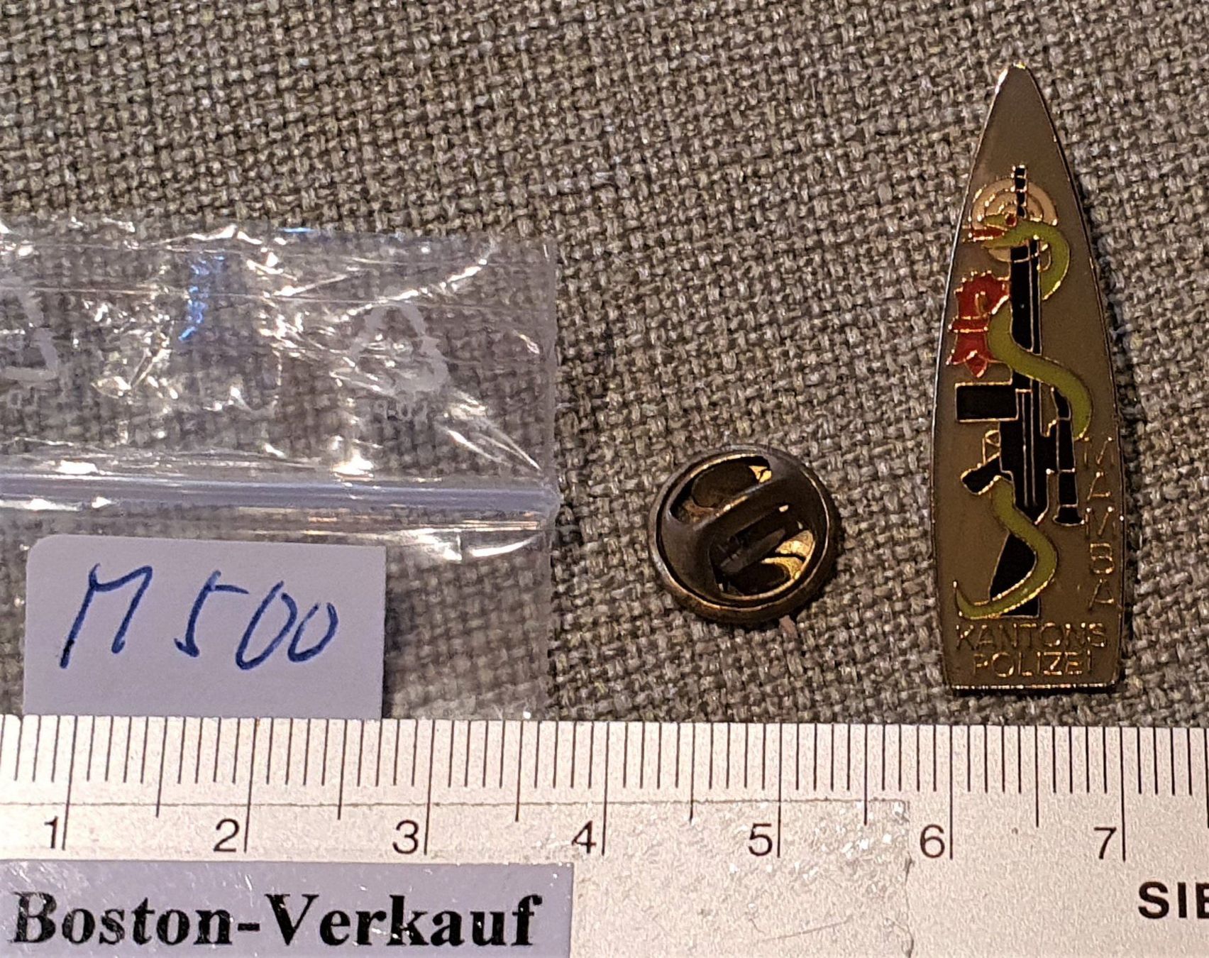 Placchette & Badge: M500 - Pin Kantons Polizei Baselland MAMBA – Usato da Reinach BL venduto da Boston-Verkauf 1