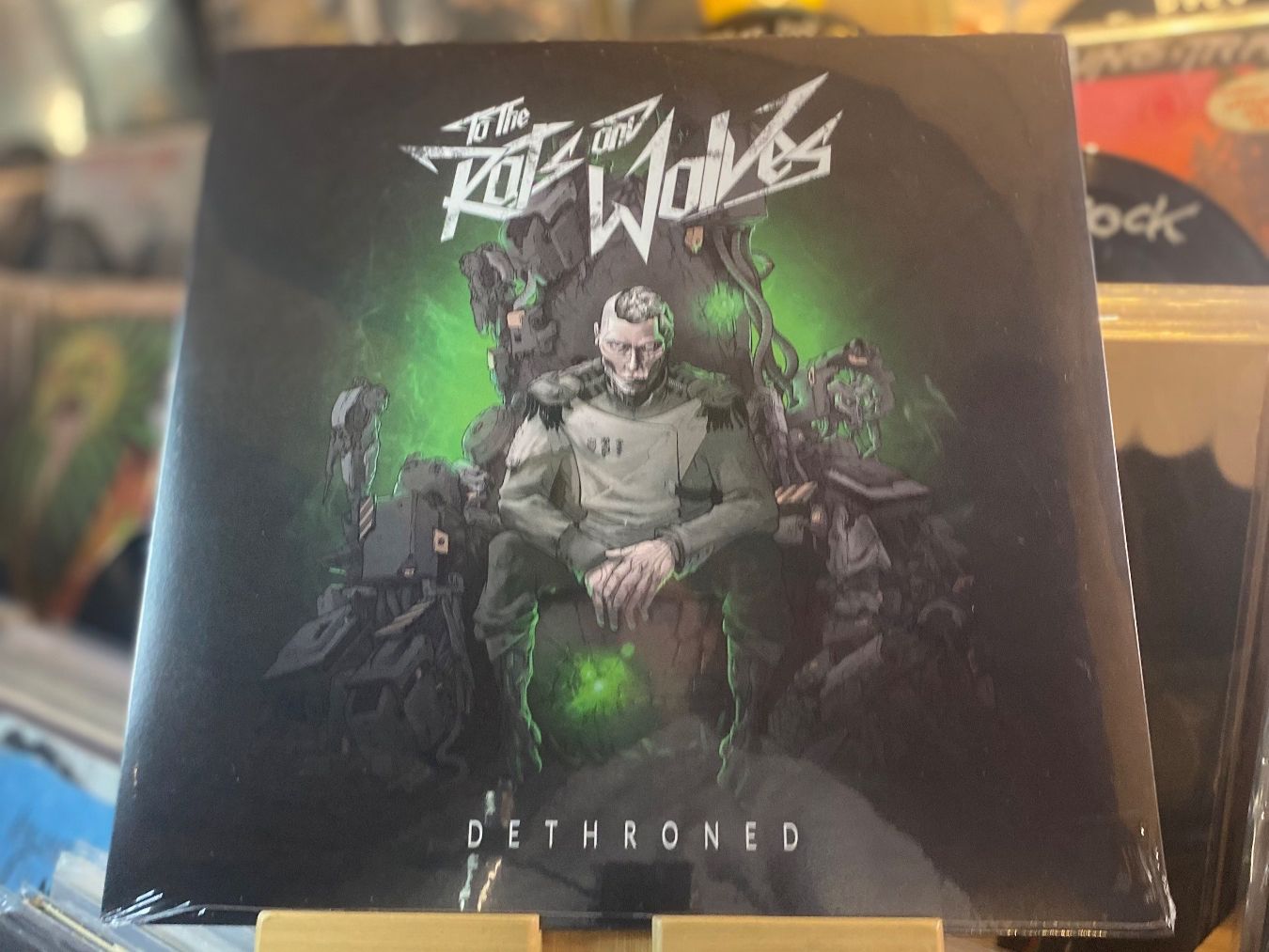 Dischi in vinile: TO THE RATS AND WOLVES - DETHRONED...OG EU 2016 SEALED – Usato da Gals venduto da Diskopatshop