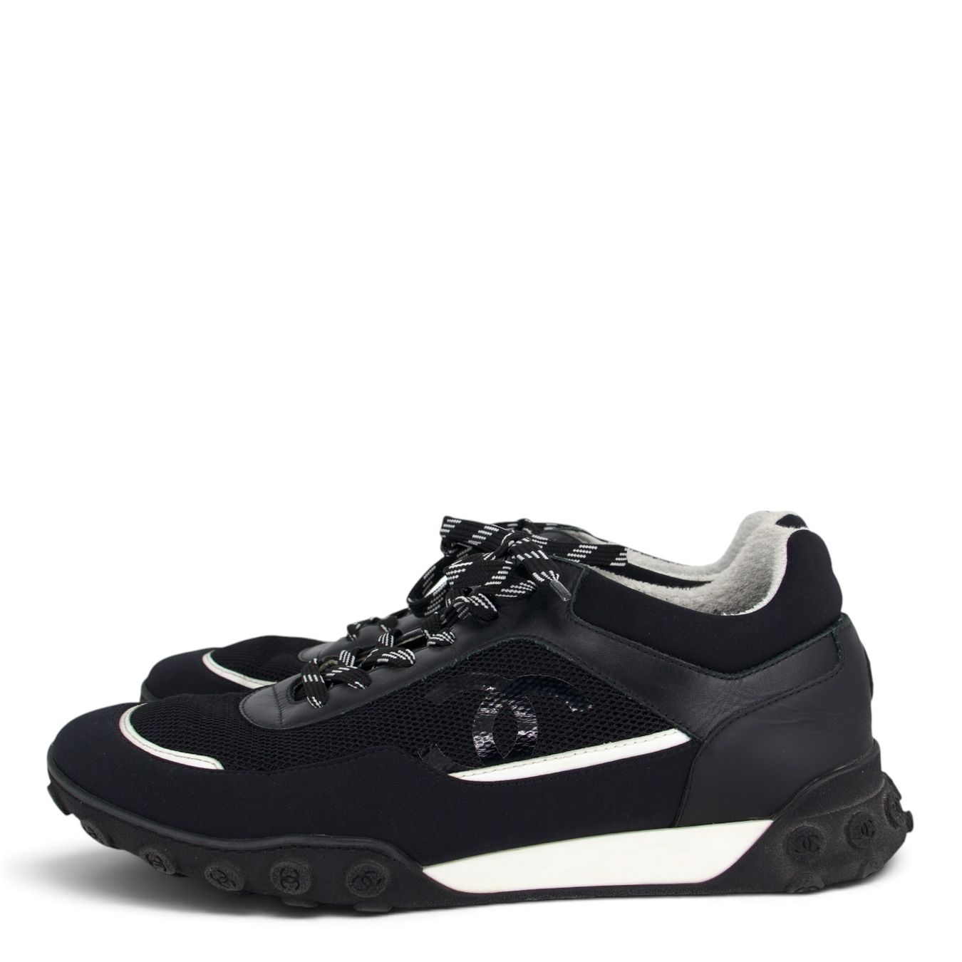 Chanel Scarpe da uomo: Chanel Sneaker schwarz Gr. 43 – Usato da Binningen venduto da Designerlabels 2