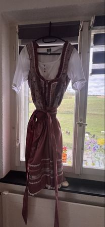 Dirndl OS Trachten mit Bluse Grösse 46 guter Zustand