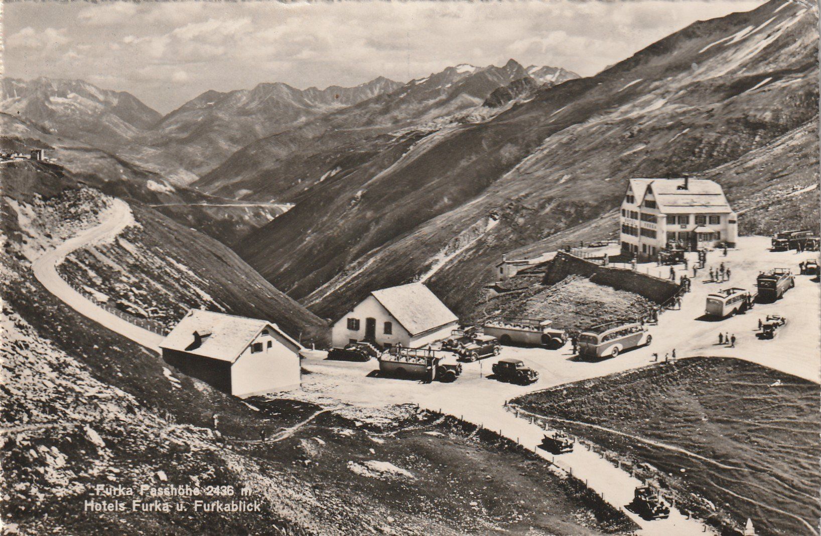 Cartoline postali: Furka Passhöhe mit Postautos – Usato da Rorschacherberg venduto da fratovi2