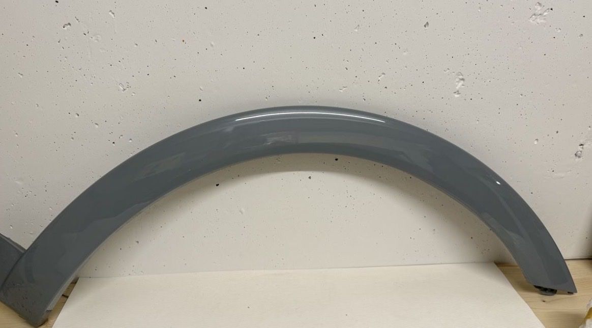 Tutti pezzi di ricambio auto: Komplette Anbauteile Cayenne Turbo E 3.2 2025 – Nuovo (secondo la descrizione) da Geroldswil venduto da LL_Autoteile 8