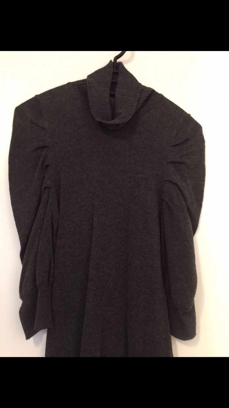 Vestiti: neues Kleid / langer Pullover von bebe – Nuovo (secondo la descrizione) da Zürich venduto da Cdefinitiv 1