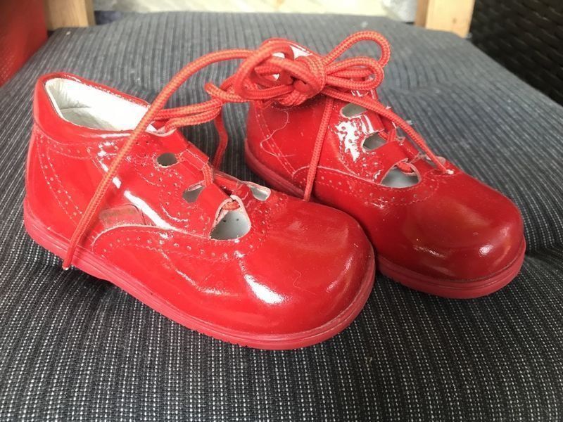 Scarpe per ragazze: Mädchen Sandaletten Peu Ques Leder 20 – Nuovo (secondo la descrizione) da Bergdietikon venduto da antovale