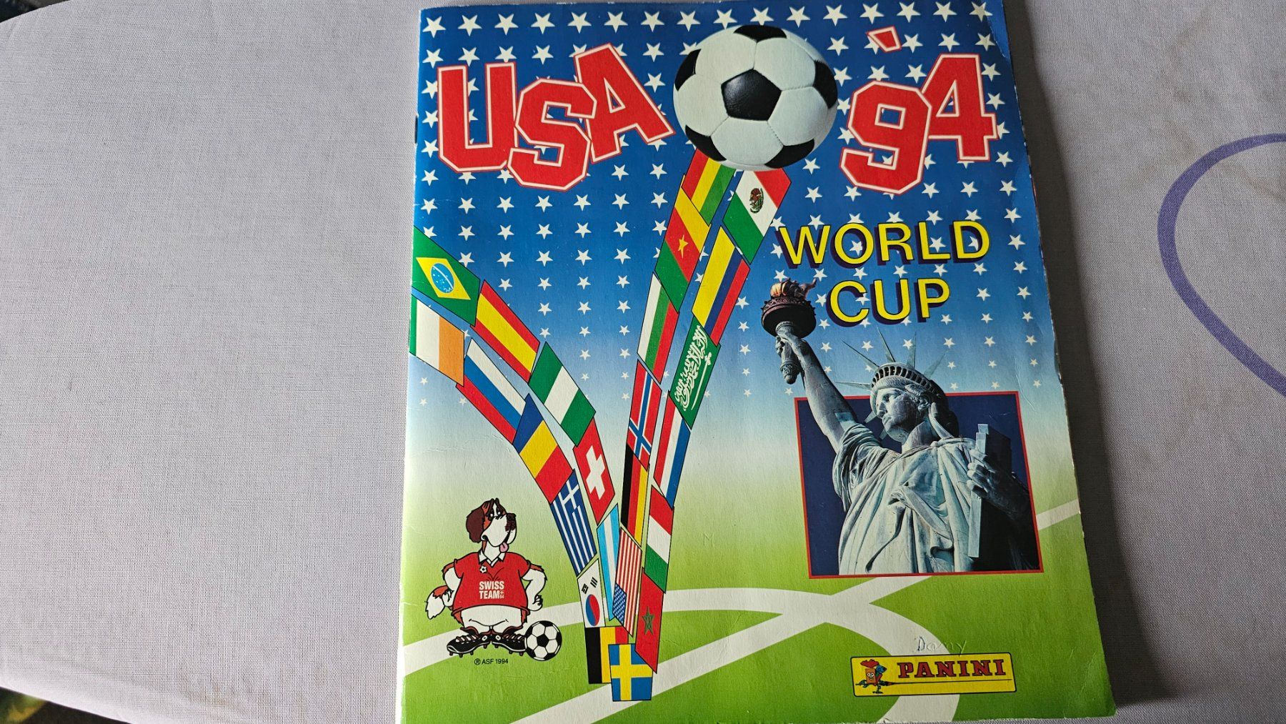 Panini Album: Panini WM 1994 Album komplet – Usato da Zug venduto da alt_9p2z