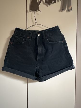 Zara Black Denim Shorts, Size 36 (EU 4/USA), Great Find!