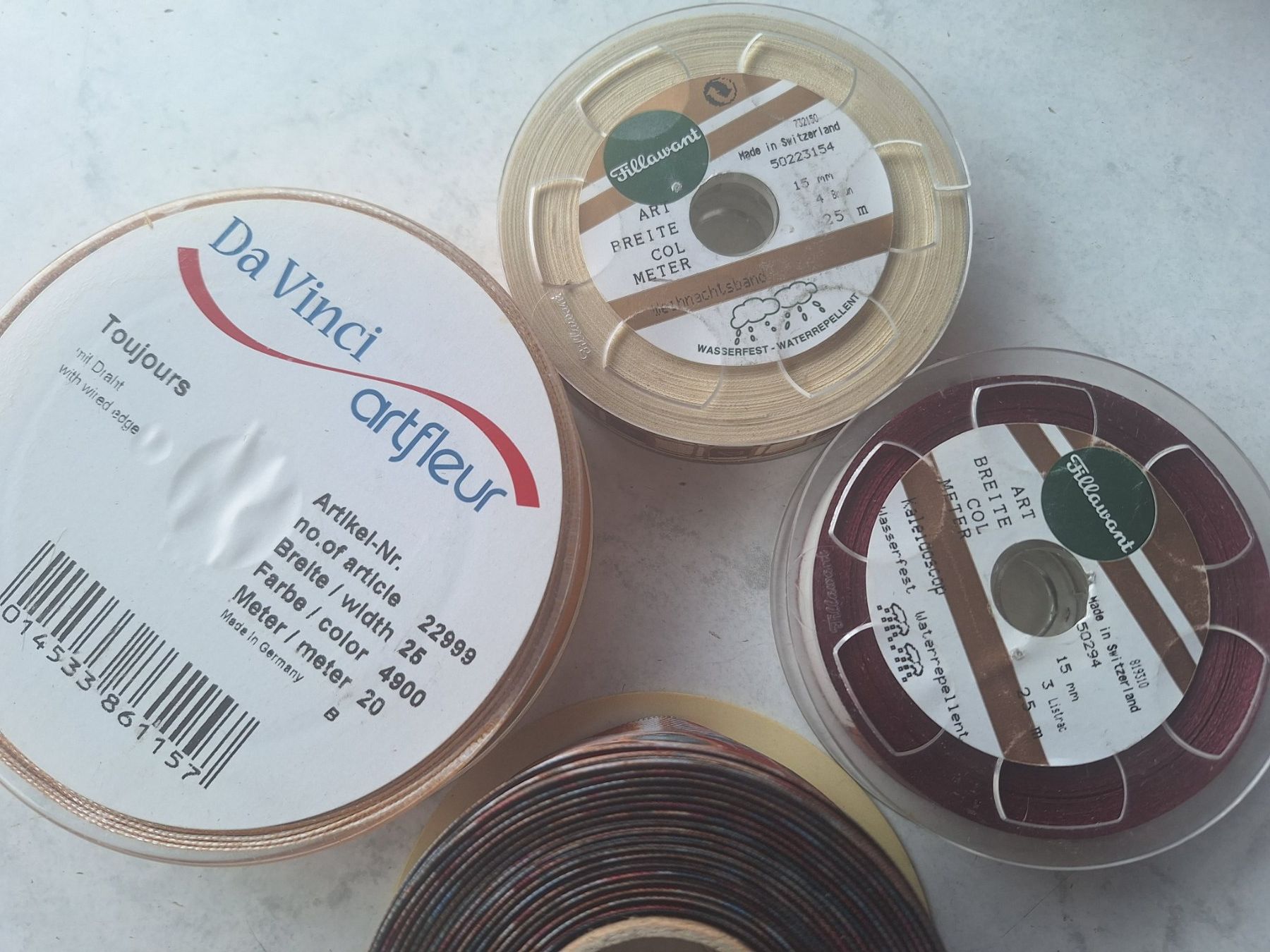 Nastri decorativi: 6 ROLLEN RUSTIKALES GESCHENKBAND - – Usato da Huttwil venduto da Kunterbuntli 3