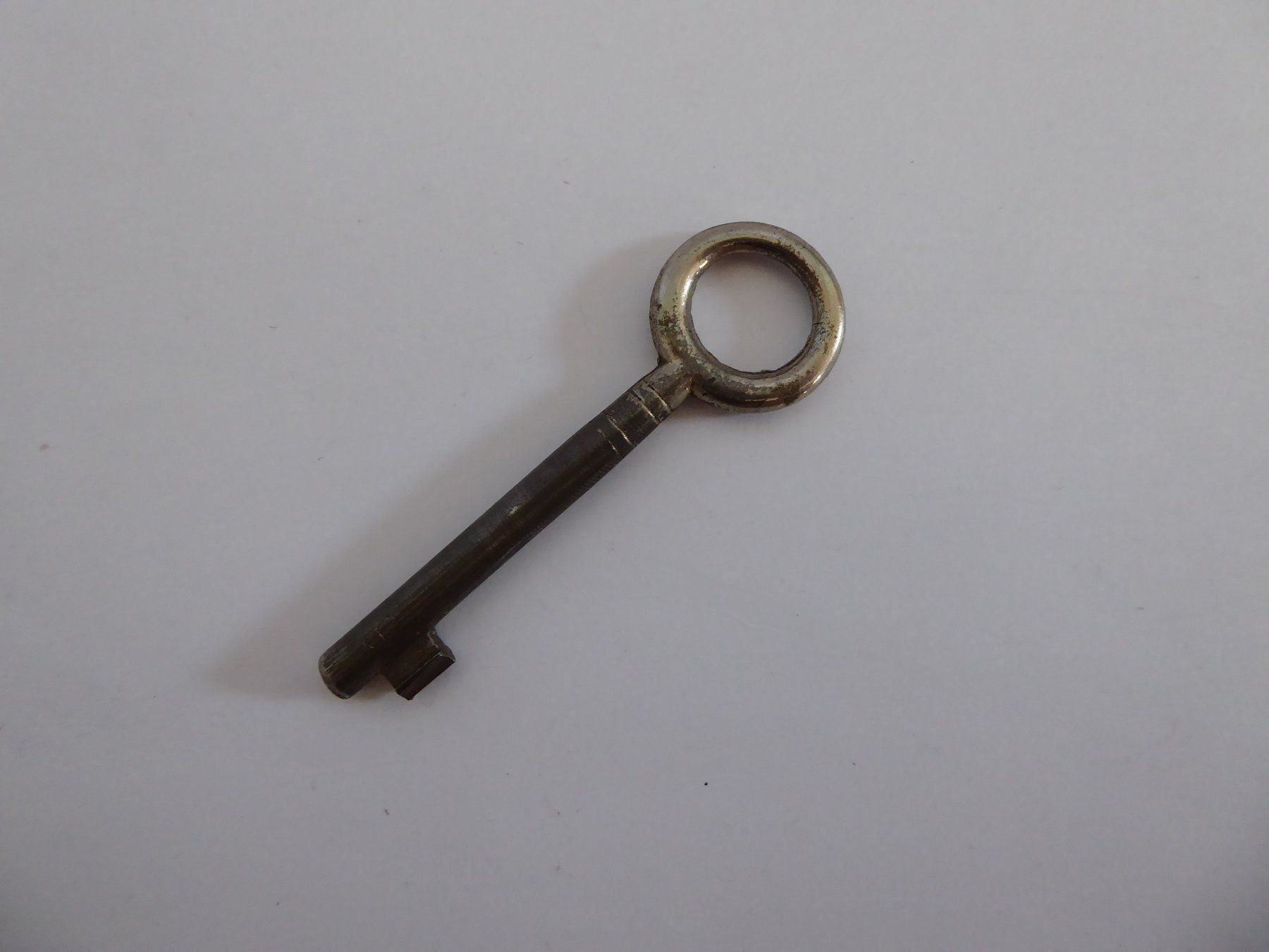 Alle Werkzeuge: Antiker Schlüssel mit Patina, 7,5cm – Gebraucht aus Turbenthal von Panau