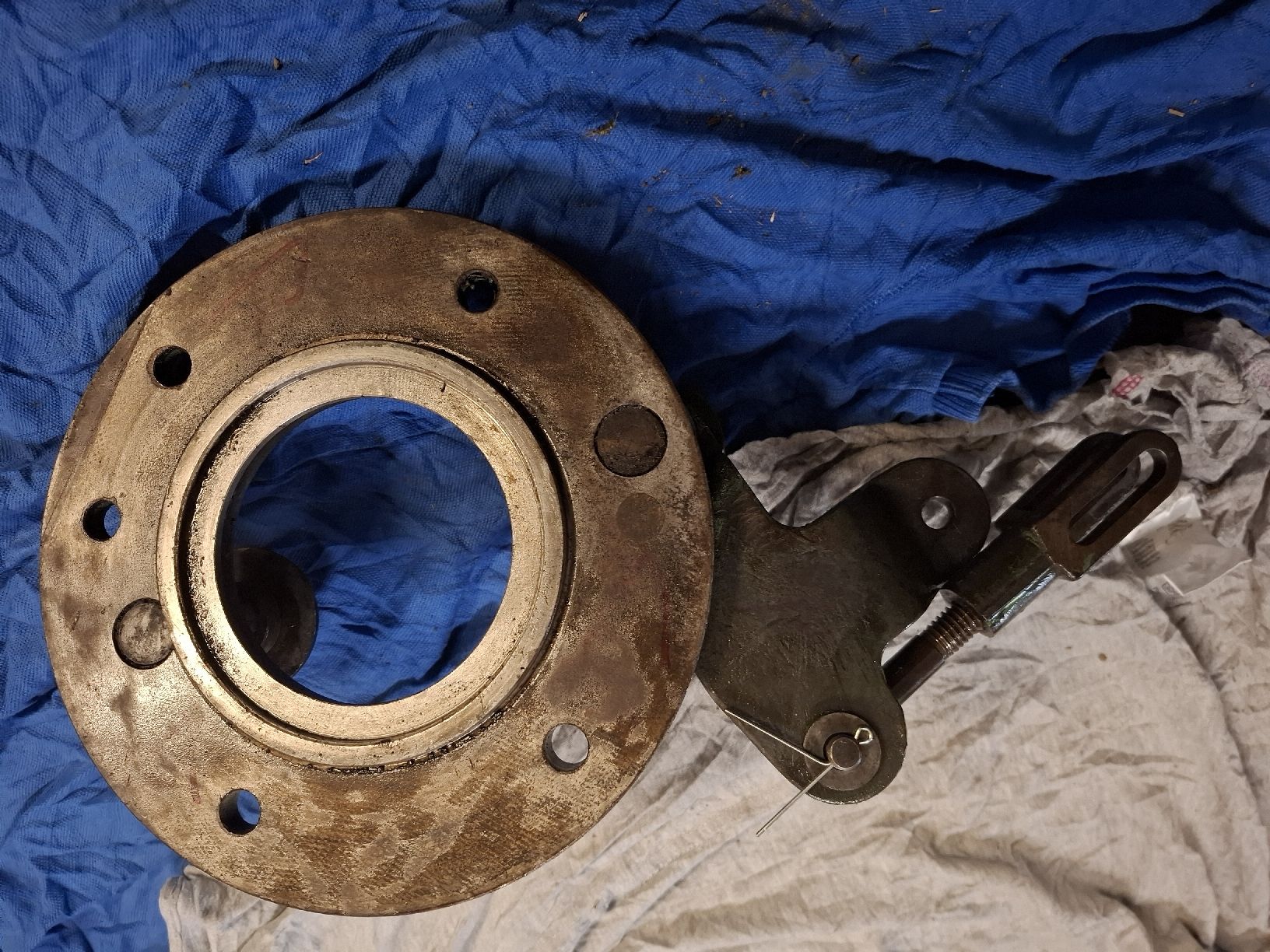 Altro per industria metallurgica: Bremsplatte links Bührer Tractospeed – Usato da Aeschau venduto da Elu2000 1