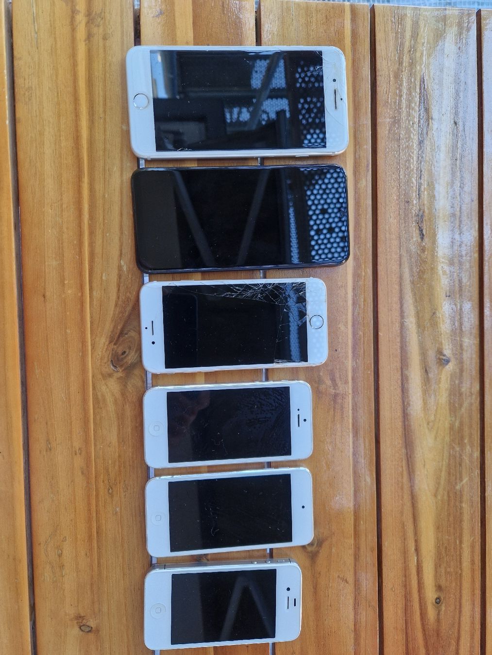Handys / Smartphones: Diverses Hendi. – Defekt aus Hombrechtikon von Katrin.s