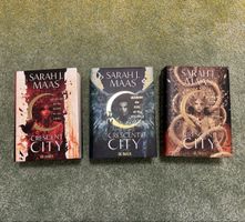 Lot de 3 romans reliés collector Crescent City Sarah J. Maas