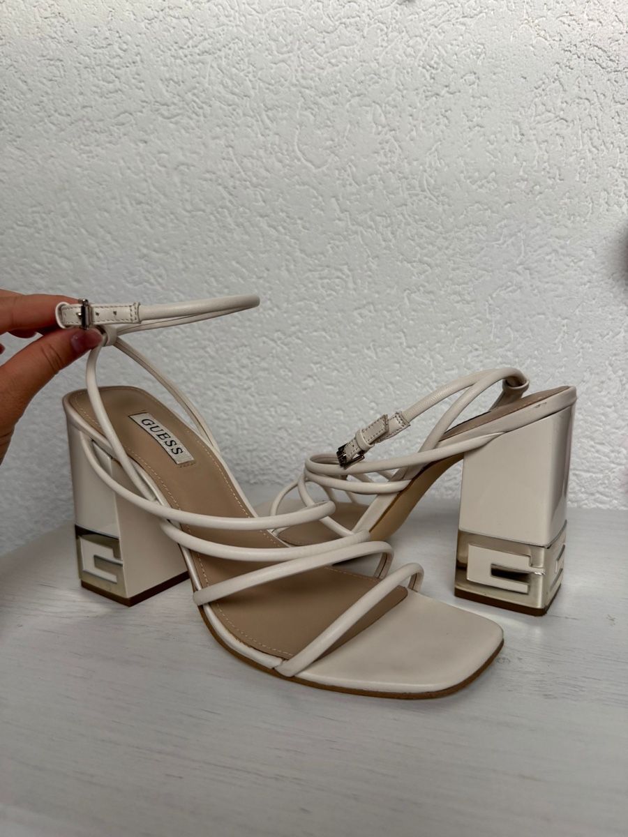 Guess Damenschuhe: Guess sandales talons UE40 – Gebraucht aus Moutier von Cfrne 1