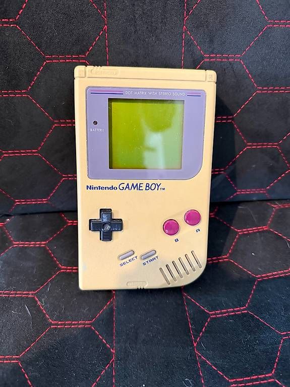 Nintendo Konsolen: Gameboy – Gebraucht aus Le Brassus von pau_6yqn