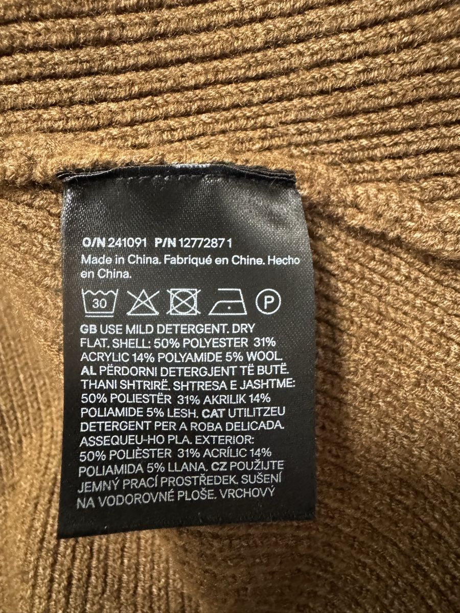 H&M Giacche: H&M Strickjacke – Usato da Dietikon venduto da and_nw92 3