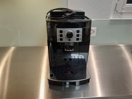 De Longhi Magnifica S