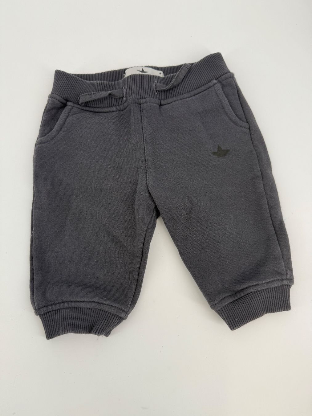 Pantaloni: Trainerhose/ Jogginghose Gr. 68/74 – Usato da Auenstein venduto da moin.