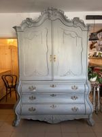 SCH422 Schöner Wienerbarock Vintage Schrank Massiveholz