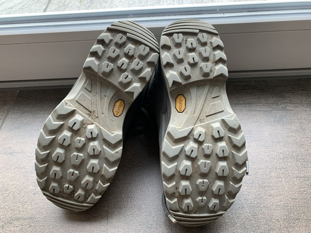 Lowa Scarpe per ragazzi: Lowa Wanderschuhe Gr. 36 – Usato da Stallikon venduto da Lumi_11 1