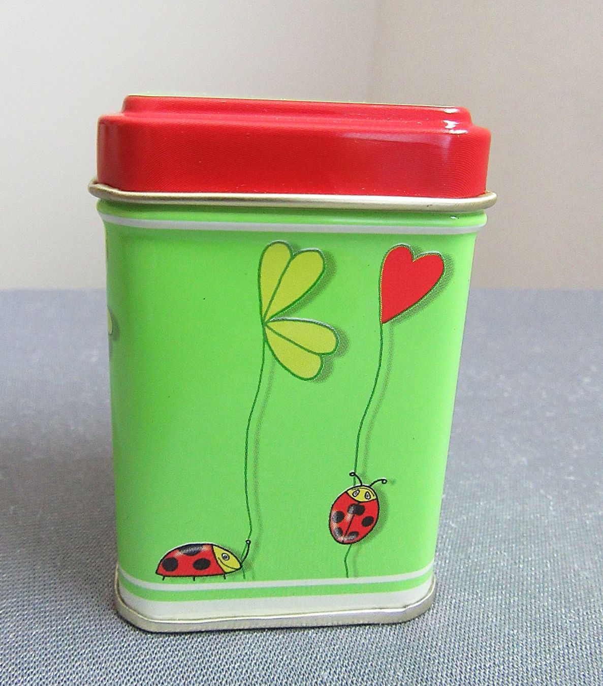 Sonstige Dekorationen & Accessoires: 2 kleine Blechdöslein - mit Blumen- und Marienkäfermotiv – Gebraucht aus Auenstein von Padabimbim 5