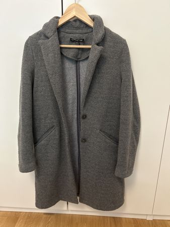 Leichter Mantel von Zara