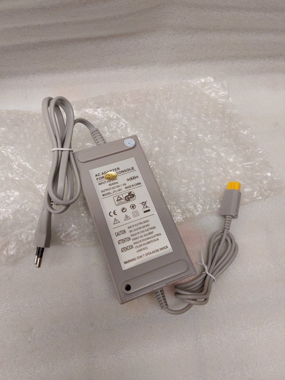 Nintendo Cavi: Netzteil AC Adapter Wii U - CH - 100% NEW – Nuovo (secondo la descrizione) da Pambio Noranco venduto da Pol69