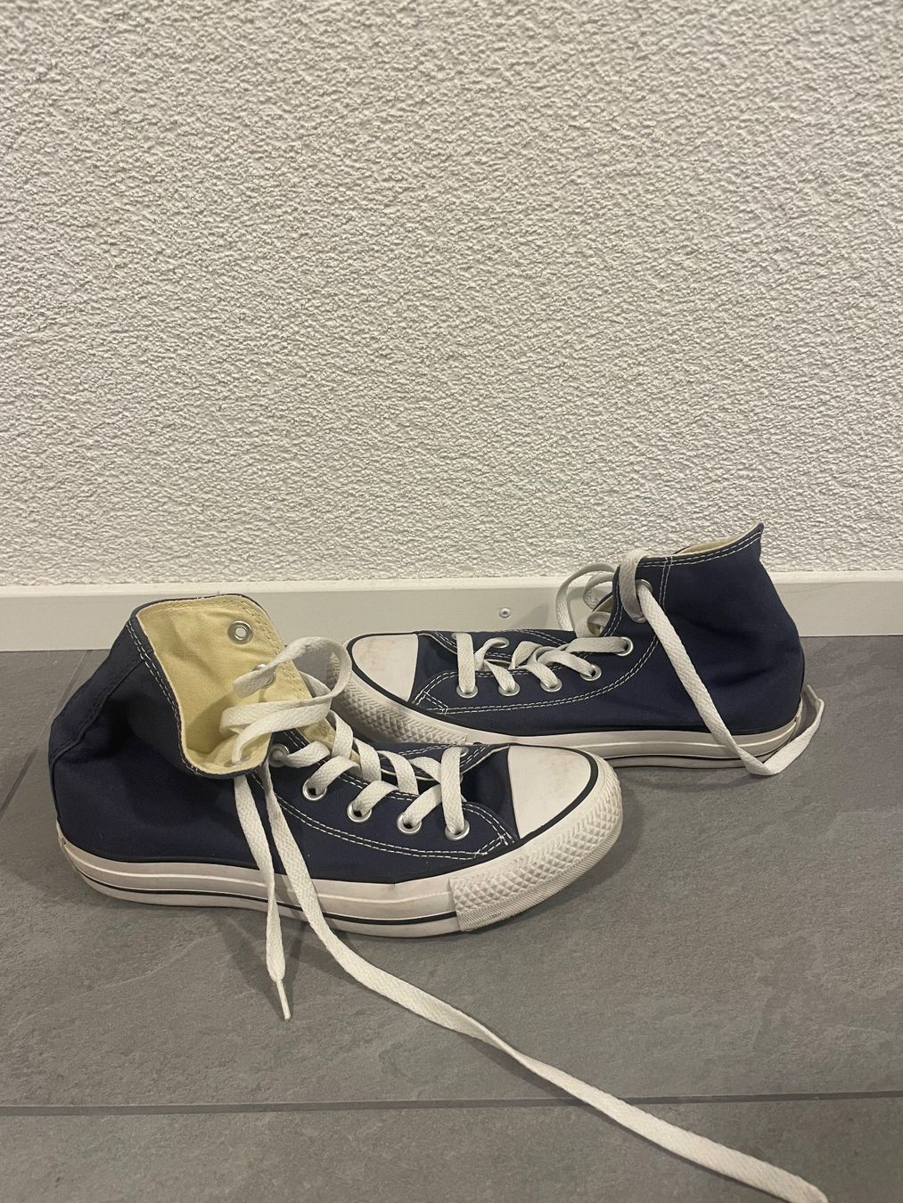 Converse Chaussures femmes: CONVERSE Sneaker, Grösse 37, Farbe blau – D'occasion à Oberdiessbach par ram_b26k